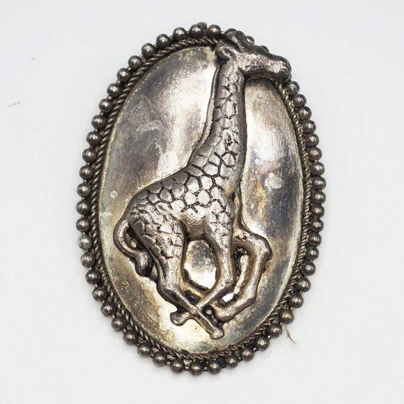 Large Giraffe Statement Pendant - Picture 1 of 6
